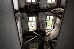 one_step_from_death_by_easternexploration_ddmsglz