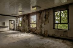 windows_by_easternexploration_dc0x4i11