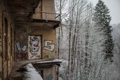 11-385
