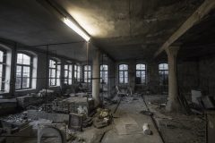 Let there be light Eastern Exploration Urbex Licht Strom Power